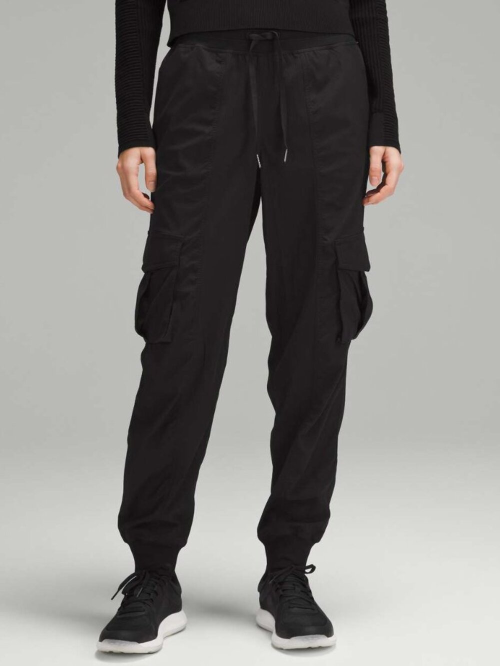 LULULEMON Dance Studio Relaxed-Fit Mid-Rise Cargo Jogger Black M